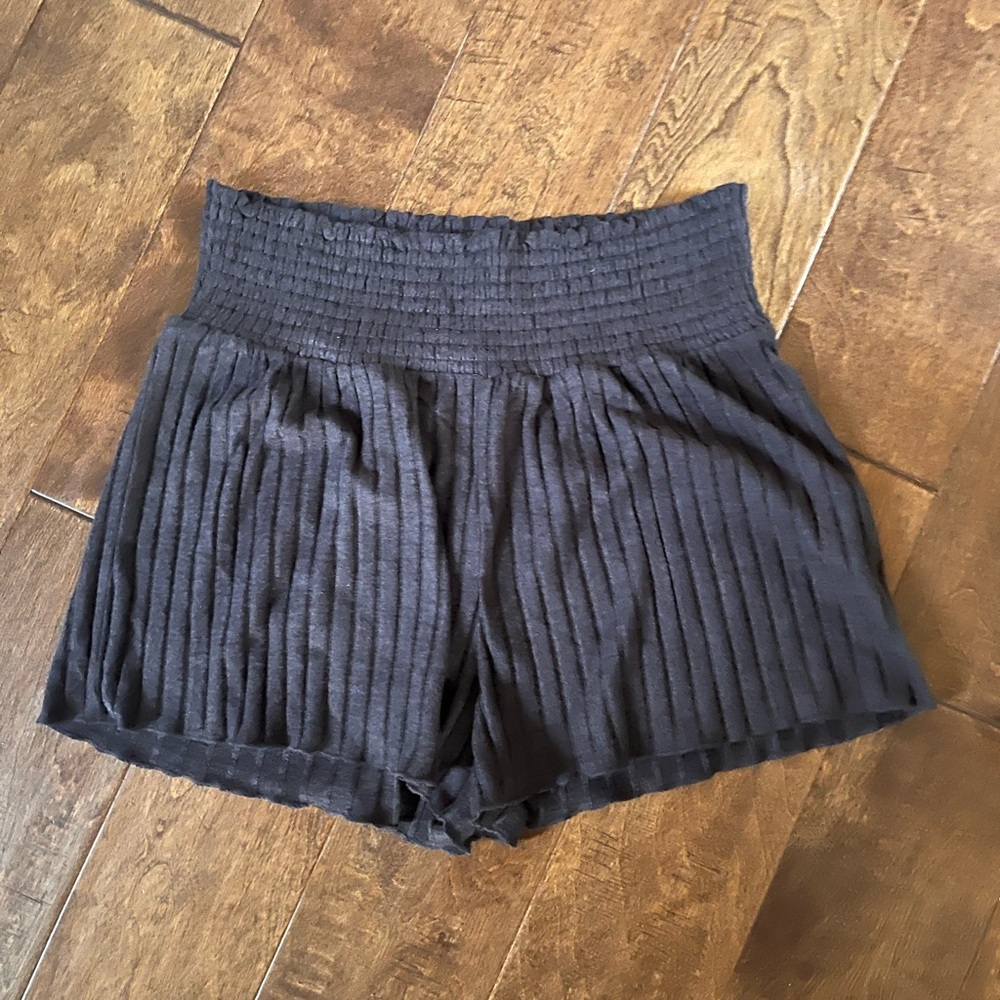 Z Supply Dawn Smocked Shorts